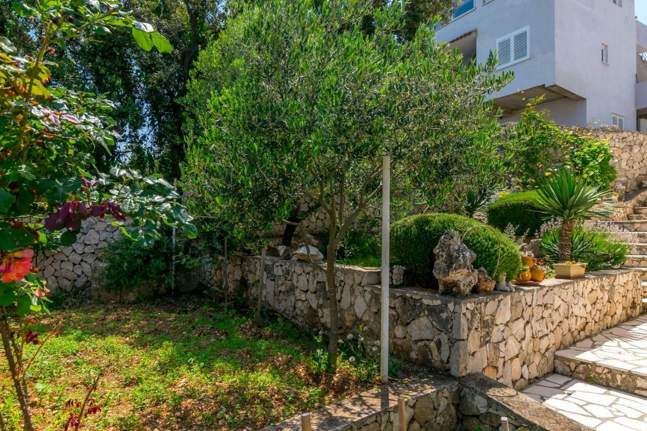 Apartment Bozo Ražanj Exterior foto