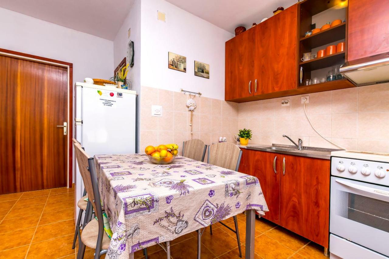 Apartment Bozo Ražanj Exterior foto