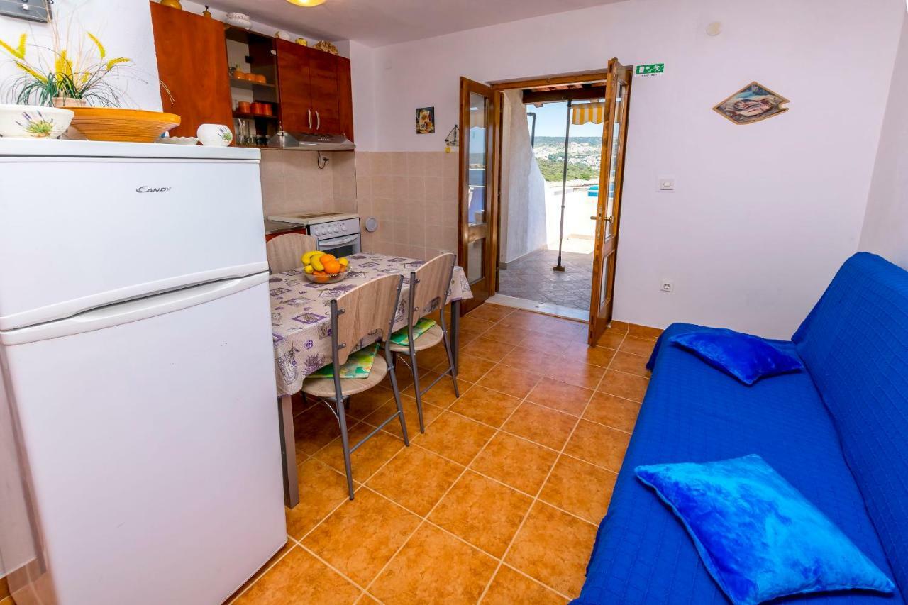 Apartment Bozo Ražanj Exterior foto