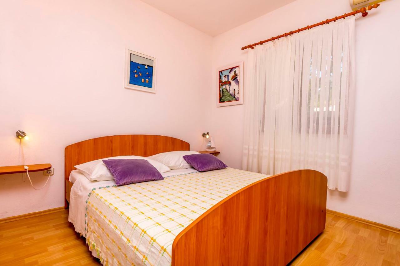 Apartment Bozo Ražanj Exterior foto